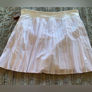 Spanx Get Moving White Pleated Skirt, New With Tags, size 1X